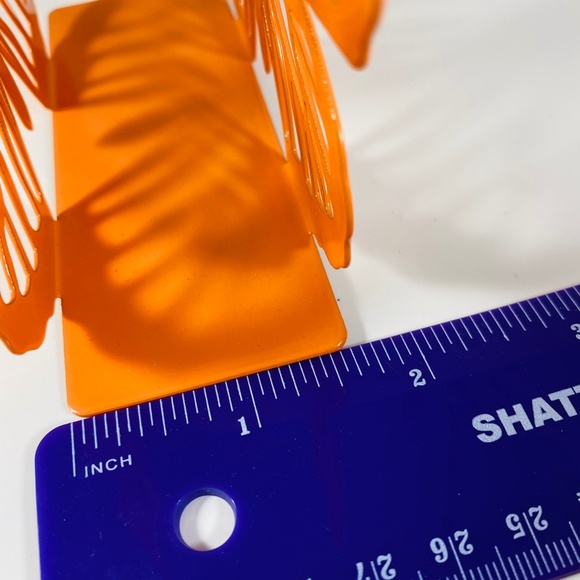 Super cute bright orange butterfly napkin holder - Picture 7 of 7